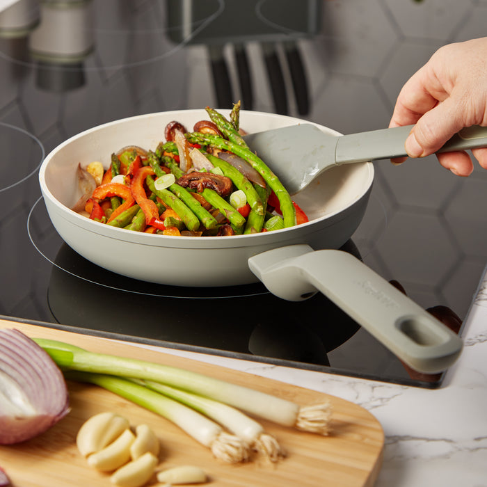 Image 5 of Shopberghoff Leo Balance 2pc Non-stick Aluminum Fry Pan Set, Moonmist