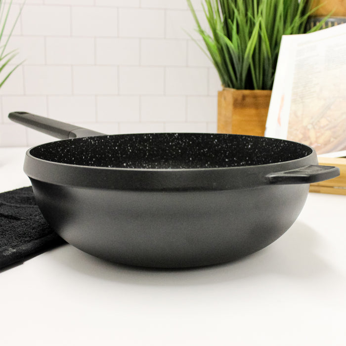 Image 6 of Shopberghoff GEM 11" Non-stick Stir Fry Pan 4.1Qt., Black