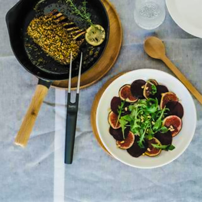 Image 4 of Ron 10.25" Cast Iron Fry Pan 2.6Qt, Black