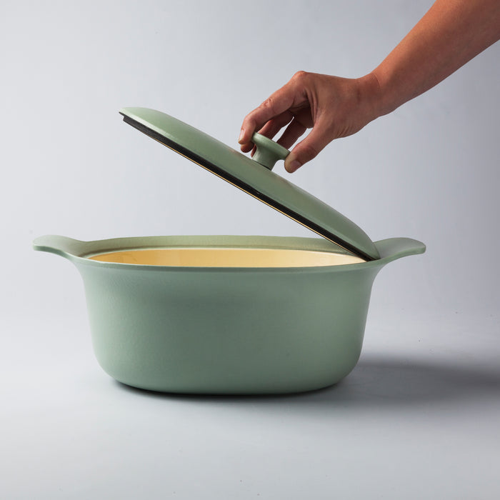 Image 2 of Ron 11" Cast Iron Covered Dutch Oven 5.5Qt, Green