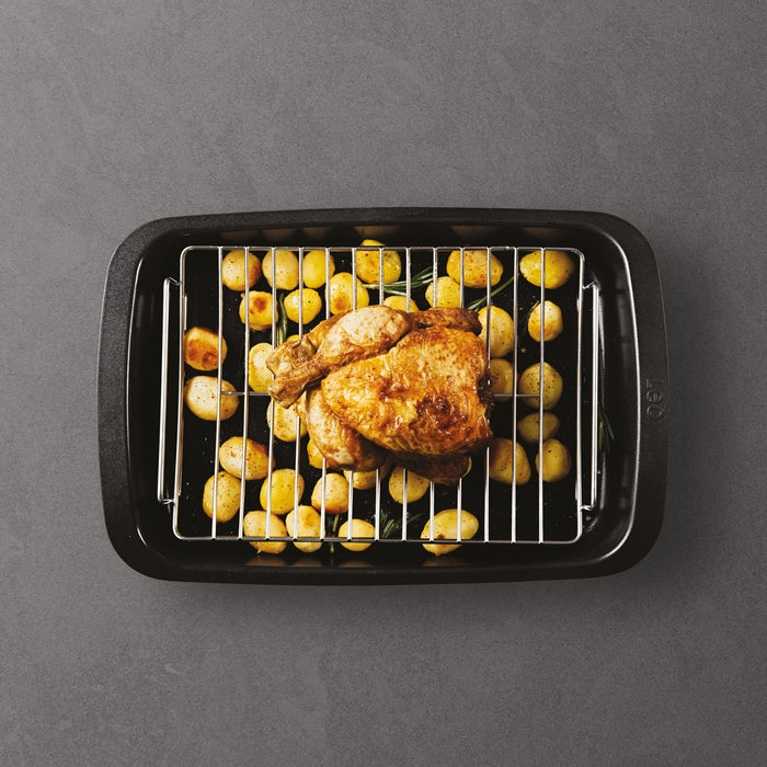 Image 8 of Shopberghoff Graphite Non-stick Recycled Cast Aluminum Roaster with Removable Rack 16.5" X 11" X 2.75"