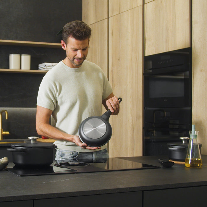 Image 4 of Phantom Nonstick Ceramic 8" Frying Pan, Recycled