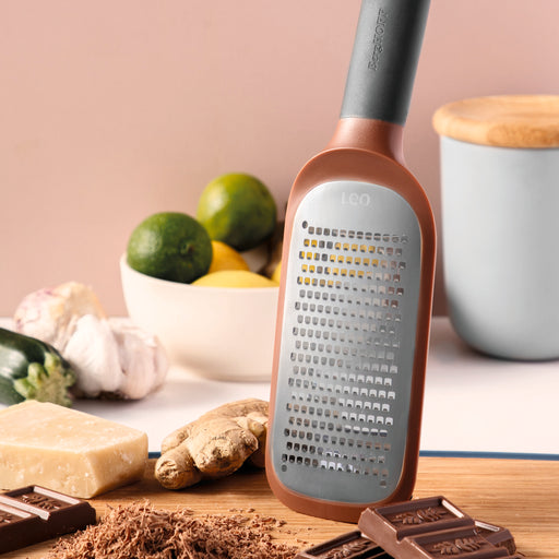 Image 2 of Leo Coarse Paddle Grater 10.75"