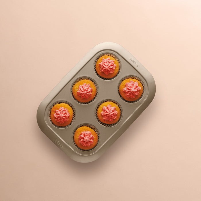 Shopberghoff Balance Non-stick Carbon Steel 6-cup Cupcake Pan 2.5" Image5