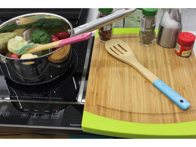 Image 3 of Bake/Tool Set 10pc (6pc Utensil Set & 4pc Meas Cup Set)