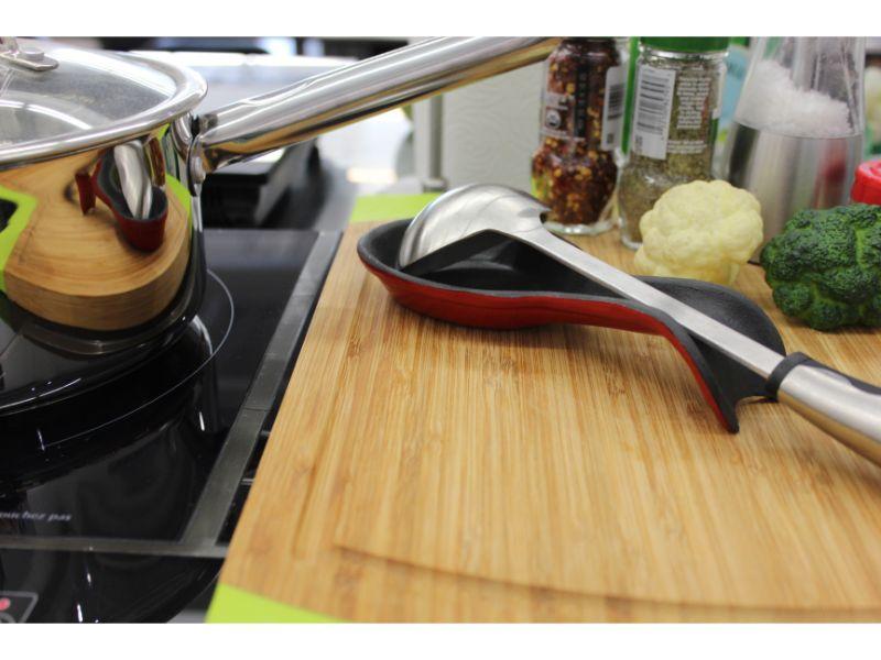 Image 3 of Cast Iron Set Spoon & Steak Press 2pc Red