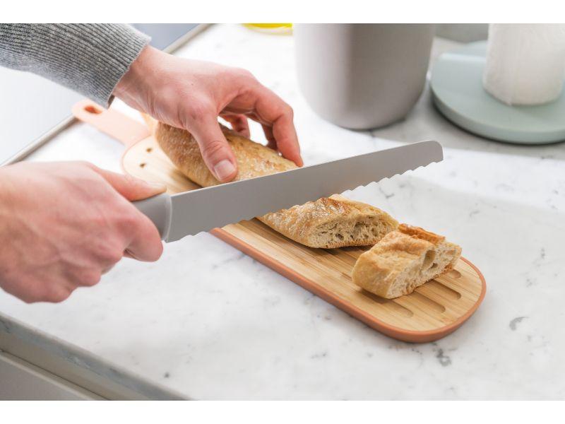 Image 2 of Leo 4pc Cutlery and Board Set, Multicolor