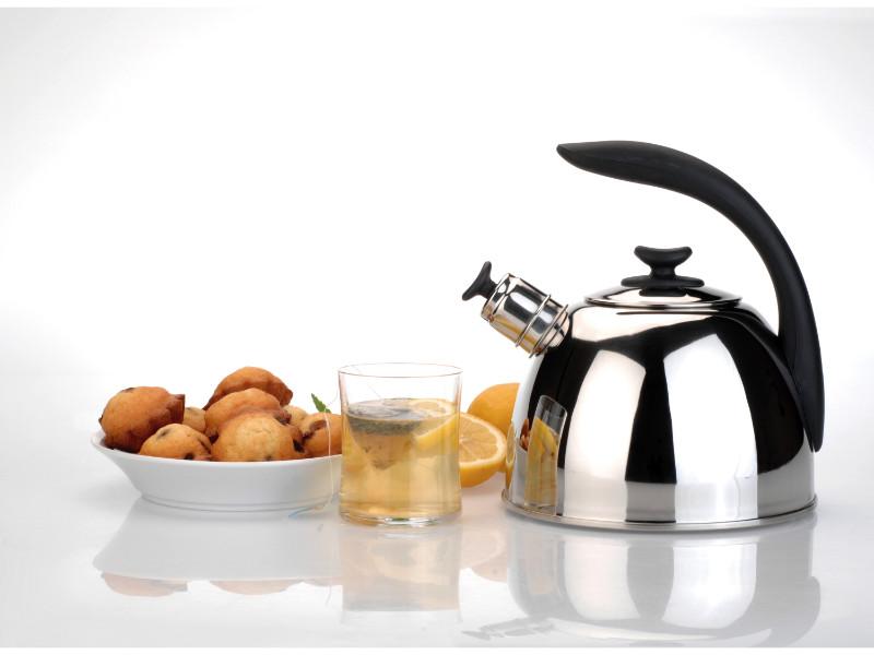 Image 2 of Essentials Lucia 18/10 SS Whistle. Kettle, 2.6 Qt