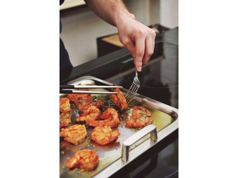 Image 2 of Ron 13.75" Stainless Steel 5-Ply Teppanyaki Plate