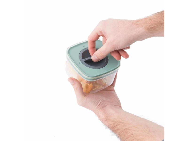 Image 2 of Leo 5Pc Smart Seal Food Container Set, Green